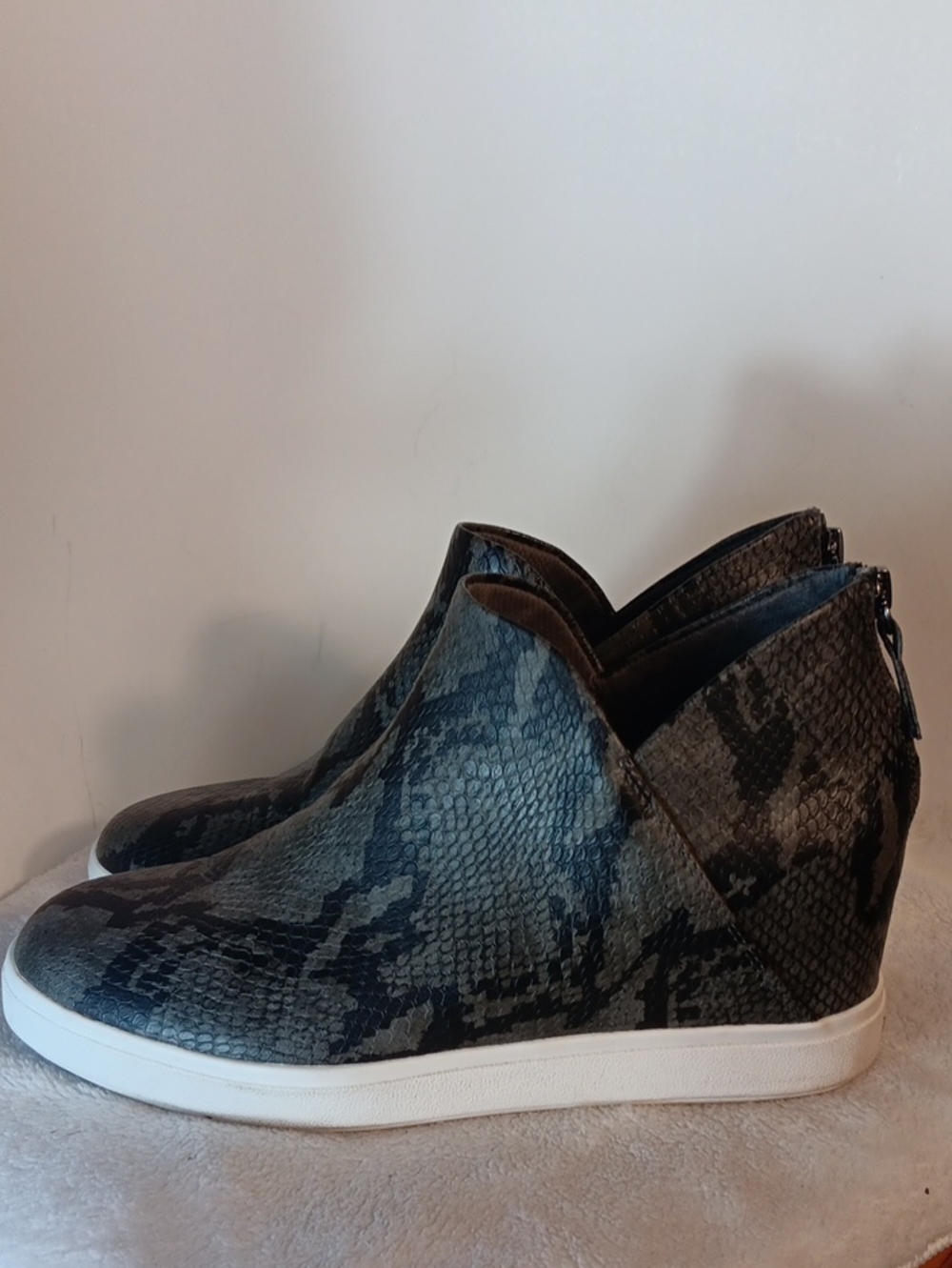Dr. Scholl's Women's Snake-Print Wedge Booties - Black Gray